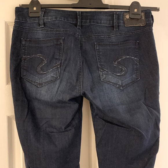 Blue Jeans - Picture 3 of 6